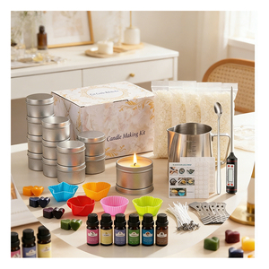 Emballage de bougies artistiques faites à la main en boîte de luxe, collection promotionnelle de bougies naturelles de boutique, sélection de la gamme - Product Image 3