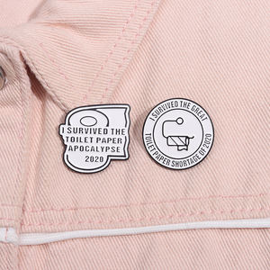 مرحاض ورقي بالمينا دبوس بروش كارتون شارة للحقائب حقيبة جينز هوديس الدنيم طية صدر السترة دبوس مجوهرات هدية للجميع - Product Image 2