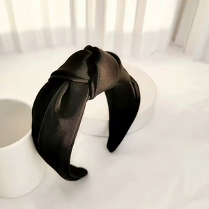 Wholesale <b>Headband</b> Hairbands Ins Textured Satin Headdress Luxury Wide Edge Knot <b>Headbands</b> for Women - Product Image 4
