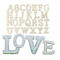 Patchs thermocollants en lettres de perles et strass, appliques alphabétiques, embellissements adhésifs à chaud pour vêtements, sacs, chapeaux et artisanat