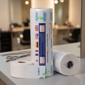 Bandes de papier crépon jetables pour le cou du client chez le barbier |    5 rouleaux / 100 pièces chacun / Bandes de cou extensibles et imperméables pour la coupe de cheveux et l'utilisation en salon - Product Image 1
