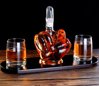 Ensemble de carafes Middle Finger 1000ML avec 2 tasses de bouteille de whisky Base en bois en verre Conteneur à vin pour cadeaux d'affaires Fête des pères