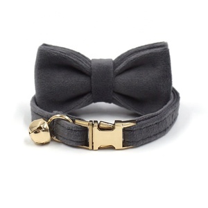 Supporto cambia in fibbia staccabile <span class=keywords><strong>collare</strong></span> per gatti di lusso bell factory low moq collari per gatti all'ingrosso papillon <span class=keywords><strong>collare</strong></span> in velluto grigio <span class=keywords><strong>gatto</strong></span> - Product Image 2