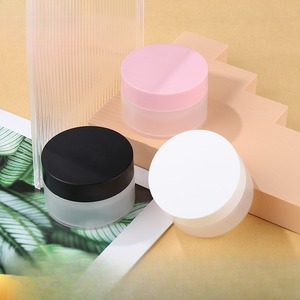 Venta al por mayor de tarros vacíos de plástico esmerilado envases cosméticos de <span class=keywords><strong>5ml</strong></span> a 200ml tamaños con tarro transparente tapa blanca crema hecha de material PP - Product Image 6