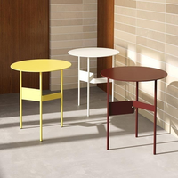 Table basse en bois nordique moderne et durable pour le salon