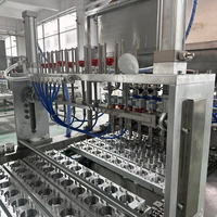 Machine automatique de remplissage et de scellage de gobelets pour sauce cacahuète, machine de remplissage de gobelets pour sauce dips, machine d'emballage de gobelets pour sauce ketchup