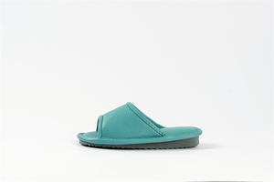 Dernier modèle Pantoufles pour femmes Pantoufles d'intérieur antidérapantes pour l'hiver - Product Image 2