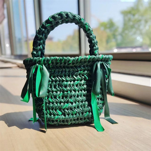 Bán Buôn Phổ Biến Nhiều Màu Ưa Thích Sáng Bóng Long Lanh Da Spaghetti <span class=keywords><strong>Polyester</strong></span> Kim Loại T-Shirt Sợi Cho Túi Chăn - Product Image 2