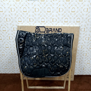 Marca ZONE, Almohadilla de Montar Personalizada Multiusos, Cómoda para Doma Clásica, Equipo de Equitación Inglés, Hecha de Terciopelo con Relleno de Espuma de Poliéster - Product Image 1