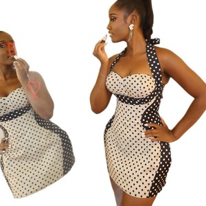 Minivestido de fiesta ajustado con cuello halter, estampado de lunares, escote <span class=keywords><strong>corazón</strong></span> y bloques de color - Product Image 5