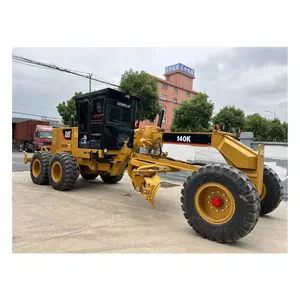 14 tons of Japanese origin 98% Caterpillar 140K used wheeled graders sold cheaply and wholesale