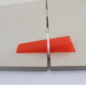 Cuñas niveladoras <span class=keywords><strong>de</strong></span> baldosas reutilizables <span class=keywords><strong>de</strong></span> plástico rojo fáciles <span class=keywords><strong>de</strong></span> quitar a <span class=keywords><strong>precio</strong></span> <span class=keywords><strong>de</strong></span> fábrica para baldosas <span class=keywords><strong>de</strong></span> varios tamaños y formas - Product Image 4