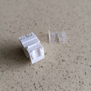 Prezzo di fabbrica UTP Cat 6 RJ45 presa jack keystone 180 gradi con otturatore - Product Image 6