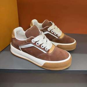 Chaussures de course basses en cuir personnalisables avec logo pour hommes, style basketball, noires, légères, pour la marche quotidienne - Product Image 2