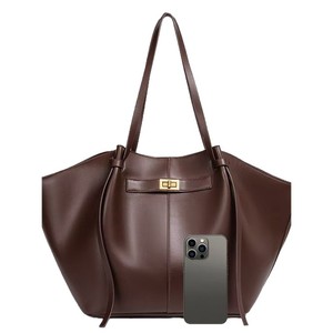 Sacs à main décontractés surdimensionnés pour femmes à la mode pour les femmes d'affaires Grand sac à main à bandoulière avec long pompon Peut contenir un ordinateur portable - Product Image 2