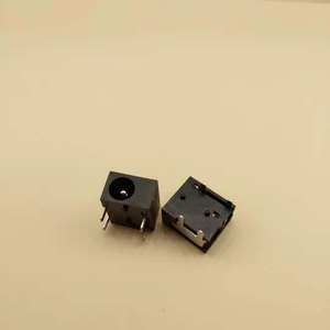 Interfaccia di Alimentazione DC-033A, Base di Ricarica Verticale per Lampada da Scrivania - Product Image 1