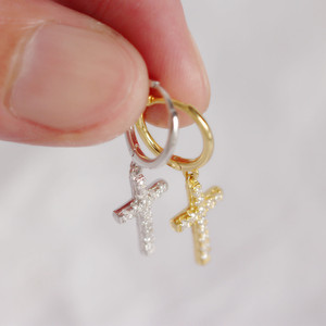 Pendentif croix en argent sterling 925 entièrement serti <span class=keywords><strong>de</strong></span> diamants, étanche et polyvalent, boucles d'oreilles superposables, religieuses, unisexe - Product Image 5