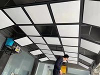Panneau lumineux LED à gradation portable vendu en usine pour les détails automatiques pour l'éclairage de plafond de garage et de magasin d'atelier