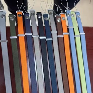 สายคล้องคาดลำตัวสำหรับ iPhone 17สายคล้องโทรศัพท์มือถือระบบแม่เหล็ก - Product Image 2