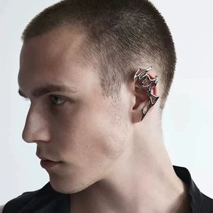 Nouveau produit est super cool, avec un design irrégulier et niche sans piercing d'oreille. C'est une boucle d'oreille à la mode - Product Image 4