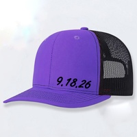 Casquette Trucker en Maille à Six Panneaux Personnalisée Multicolore avec Logo Brodé – Chapeaux Trucker en Coton de Haute Qualité pour Événements Corporatifs