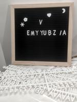 Tableau d'affichage mural en bois massif et feutre pour lettres et chiffres 10*10 pouces, décoration créative pour la maison, cadeau tendance, style INS, fait main