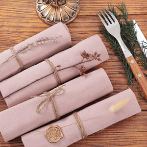 Serviettes en lin élégantes 100% faites à la main Style classique linge de table jetable brodé motif durable pour mariage et utilisation en avion - Product Image 3