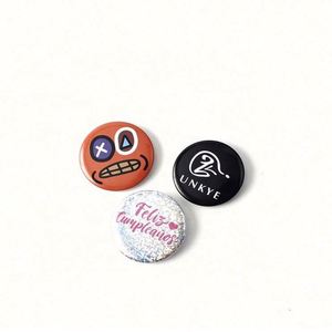 Pin de Botón Personalizado de Anime de Alta Calidad - Product Image 5