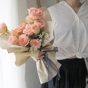 Papier d'emballage pour <span class=keywords><strong>bouquet</strong></span> de fleurs en forme de cœur, imperméable, couleur unie, pour la Saint-Valentin, vente en gros - Product Image 4