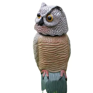 Plastica dipinta a mano rotante testa gufo naturale nemico spaventapasseri civetta esca esca per uccelli spaventosi