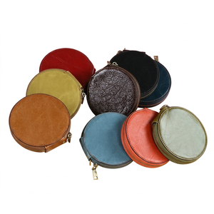 Portafoglio di Lusso Personalizzato in Vera Pelle con Cerniera per Donne, Alta Qualità, Ideale come Regalo Aziendale - Product Image 2