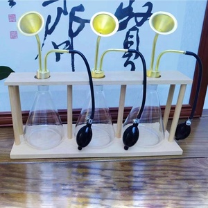 Sáng tạo mùi hương chai với giá bằng gỗ cho Spa Brass hương thơm khuếch tán với cơ sở bằng gỗ cho cà phê nước hoa có mùi - Product Image 4