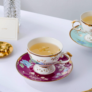 Tasses et soucoupes à café en porcelaine fine de style européen, luxe léger, haut de gamme et exquises, pour service à l'heure du thé à la maison - Product Image 4