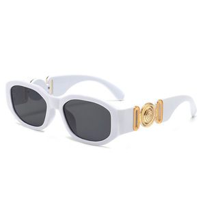 Nuovo stile uomo e <span class=keywords><strong>donna</strong></span> piccola montatura Retro netto rosso marea Street Photo <span class=keywords><strong>occhiali</strong></span> <span class=keywords><strong>da</strong></span> <span class=keywords><strong>sole</strong></span> 5208 - Product Image 5