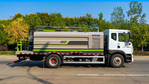 Véhicule de nettoyage de panneaux photovoltaïques, camion de nettoyage de panneaux solaires, système de nettoyage de batteries solaires - Product Image 2