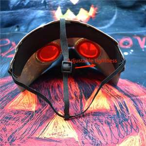 Masque de festival de mascarade steampunk, oiseau à bec long et acéré, style peste, étrange - Product Image 1