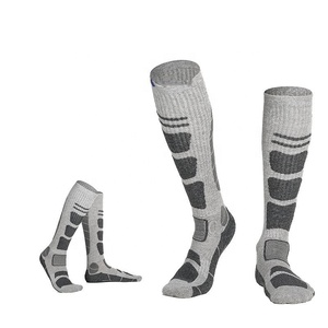 <span class=keywords><strong>Chaussettes</strong></span> <span class=keywords><strong>de</strong></span> <span class=keywords><strong>ski</strong></span> professionnelles unisexes en laine mérinos pour la randonnée hivernale et le snowboard en gros pour hommes - Product Image 4