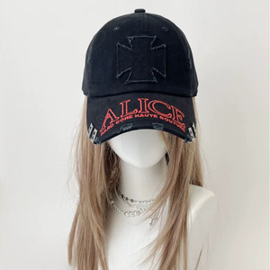 Gorra de béisbol de 6 paneles estilo hip-hop americano con bordado de letras cruzadas y púas de PVC para hombre/mujer, protección solar con remaches, primavera/otoño - Product Image 3
