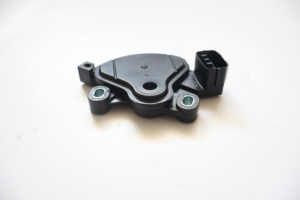 Interruptor inhibidor de transmisión interruptor de seguridad Neutral 42700-39055 interruptor inhibidor de seguridad para Hyundai Veracruz SantaFe Kias Sorent - Product Image 4