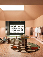 Conception de Magasin de Vêtements RZ Modern Retail : Aménagement Commercial, Dessin de Rendu 3D, Idées de Design pour Magasin de Vêtements et Sacs