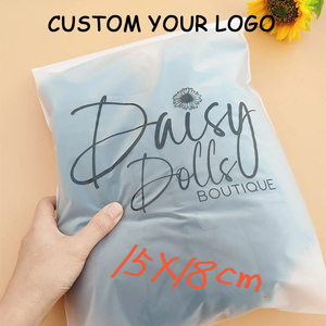 Sac d'expédition léger et imperméable pour vêtements, avec logo personnalisé, pour emballage d'expédition express, vente en gros - Product Image 1