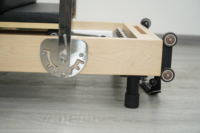 Pilates Reformer Maple lipat bersertifikat CE untuk wanita, alat latihan profesional rumah dan studio fitness