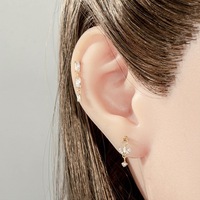 Piercing de lèvre et de cartilage d'oreille en Titane ASTM F136 fileté intérieurement de 0,9 mm, avec chaîne et zircon serti en forme de cerf-volant