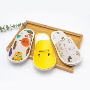 Disposable Hotel Slippers For Child Custom Logo Home Use Slipper Cartoon Indoor Guest Bedroom Slipper