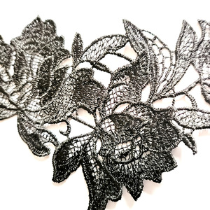 Polyester Water-Soluble Hollow Embroidery Lace Patch <strong>Sequins</strong> Floral 3D Pattern for Garment DIY Accessories <strong>Appliqued</strong> Fabric - Product Image 3