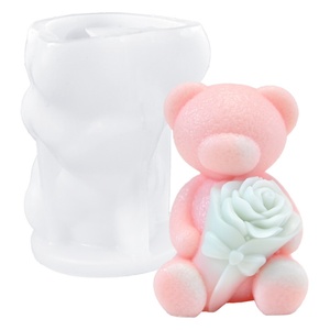 Molde de Silicona TangChu DIY 3D de Oso Rosa Corazón para Velas Aromáticas, Amasar y Decorar Pasteles - Product Image 5