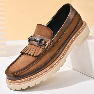 <span class=keywords><strong>Mocasines</strong></span> de plataforma cómodos para hombre, zapatos casuales de moda sin cordones, parte superior de cuero de gamuza, decoración con borlas y hebilla, suela gruesa, zapatos para caminar. - Product Image 6