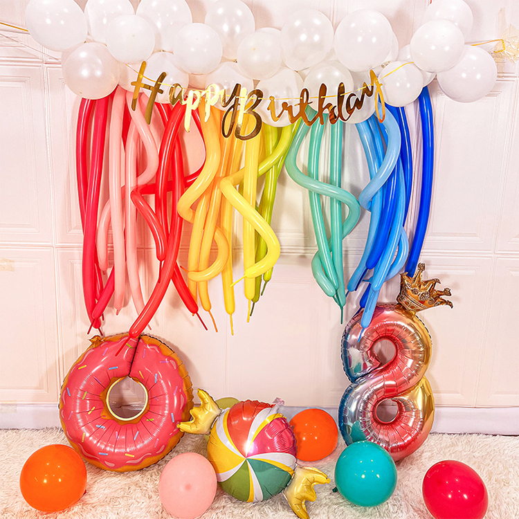 Geburtstagsdeko-Set – Luftballons, Banner, Tischdecke, Regenvorhang, Für Kinderpartys