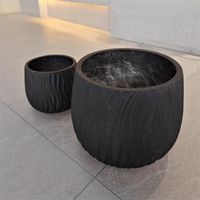 Pots à fleurs modernes contemporains en fibre de verre blanche, faits à la main, écologiques, légers, pour la culture intérieure à la maison