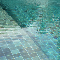 Carreaux de piscine en mosaïque de marbre vert Sukabumi parquet moderne, certifiés CE, garantie 3 ans, design graphique personnalisable, tailles sur mesure, marque HBM